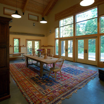 Rustic Barn - Plain, WA