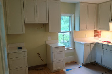 Farmhouse laundry room photo in DC Metro