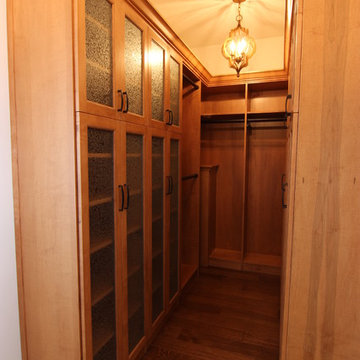 Walk-In Closets