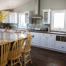 Kitchen: style, cupboards