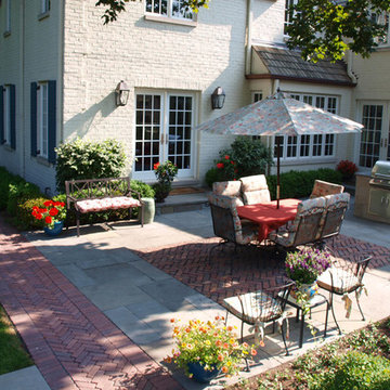 Outdoor Kitchens