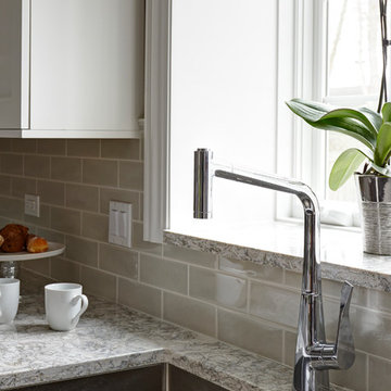 Dazzling Transitional Design