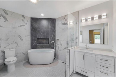 Bathroom - contemporary bathroom idea in San Francisco