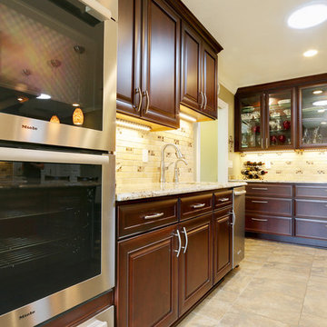 Traditional Kitchen in Pensacola, Florida