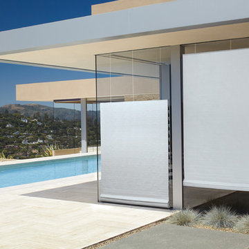 Hunter Douglas