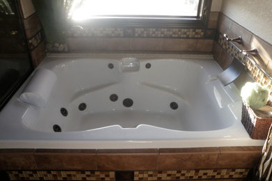 Inspiration for a timeless bathroom remodel in Atlanta