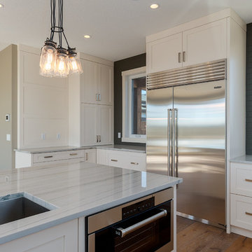 Modern Custom Acreage - Woodlands, AB