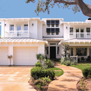 Zweistöckiges Kolonialstil Haus in Orange County