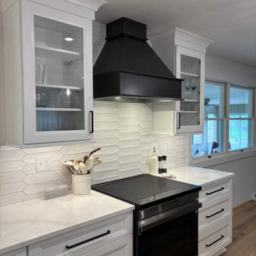 Kitchen with an Unexpected Pop!