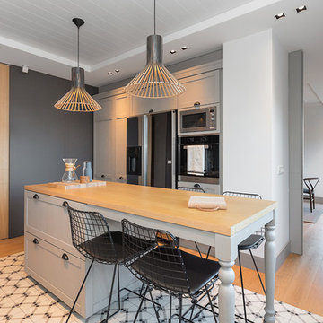 Contemporary Kitchen