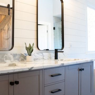 Modern Farmhouse Bathroom