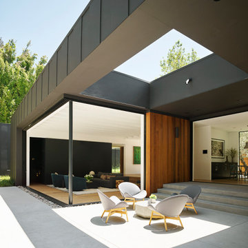 Laurel Hills Residence