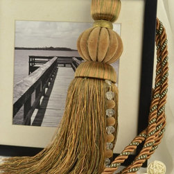 7 Colors QYM34 Polyester and Acrylic Curtain Tassel Tie Backs in Brown Color - Window Treatment Accessories