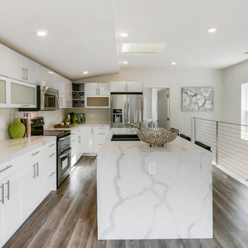 College Ave., San Francisco Modern Flip