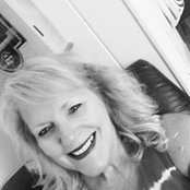 Deborah Lewis Steeles foto
