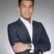 Adrian Lee's photo