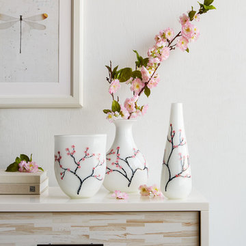 Isabella Collection | Handmade Glass Vases | Dynasty Gallery