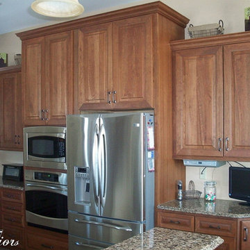 Two Tone StarMark Kitchen