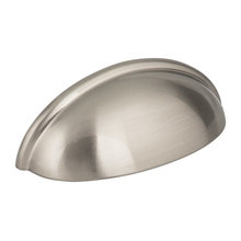 Knobs and Pulls