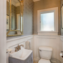 1/2 bath
