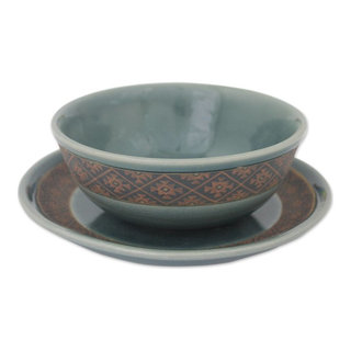 https://st.hzcdn.com/fimgs/9e61aabb0b153722_0529-w320-h320-b1-p10--southwestern-dinnerware-sets.jpg