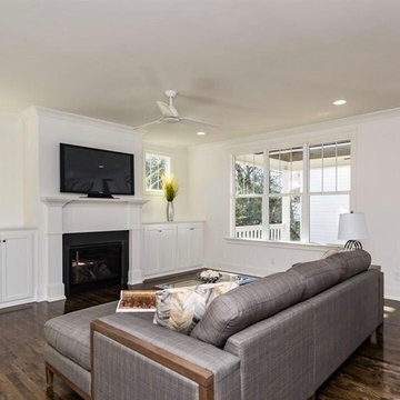 Transitional Farmhouse Staging