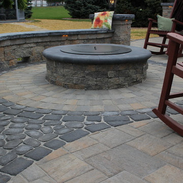 New Holland Outdoor Living Area & Kitchen