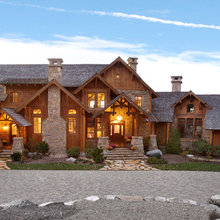 2020 Elegant Rustic Design