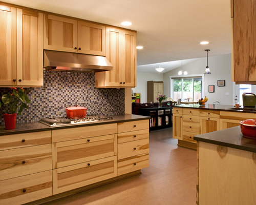Kraftmaid Montclair Hickory Cabinets Ideas, Pictures, Remodel and Decor