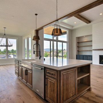 L-Shaped Home : Kitchen Island