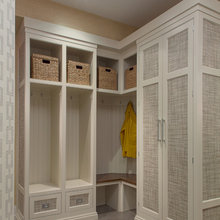 mud room