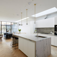 Open plan living/kitchen