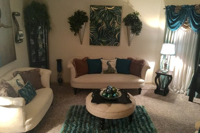 Living room - traditional living room idea in Atlanta