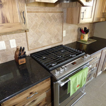 Cambria Seagrove island with Cambria Blackwood perimeter