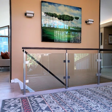 Carl - custom glass railing system