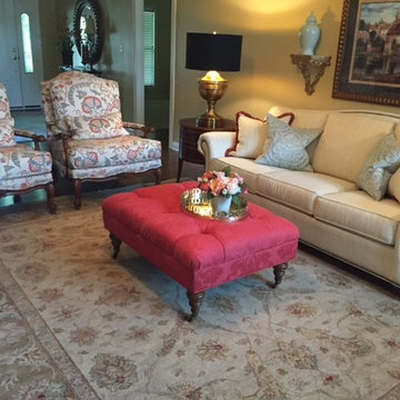 Traditional Living Room