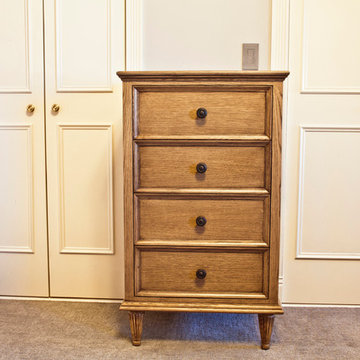 NYC: Custom Traditional Oak Furniture Set