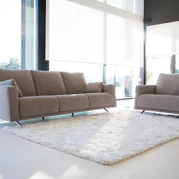 Boston Modern Armchair by Famaliving California