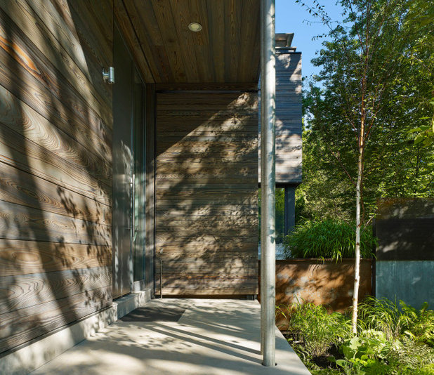 Contemporary  by Fox Whyte Landscape Architecture & Design Inc.
