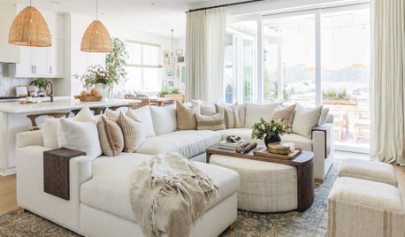 5 Living Room Features Pros Always Recommend