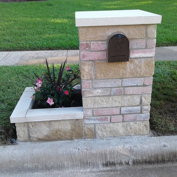Stone Mailbox-Planter