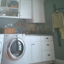Bath/Laundry Room