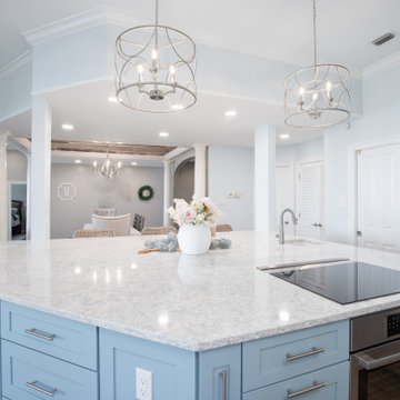 Stunning Kitchen Remodel Done in a Subtle Two-Tone Color