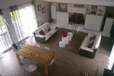 Cette image montre une salle de séjour.