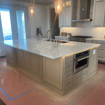 Modern Cabinet Refinishing [Kitchen & Bathroom] - New Smyrna Beach FL