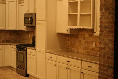 Elegant kitchen photo in New Orleans