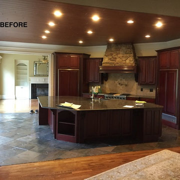 BRIGHT SPACIOUS KITCHEN