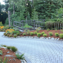 Driveway Garden
