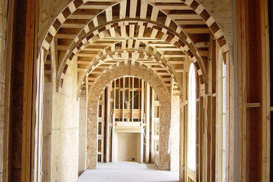 Example of an arts and crafts hallway design