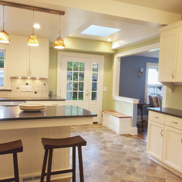Kitchen No Longer Cramped, L-Shaped